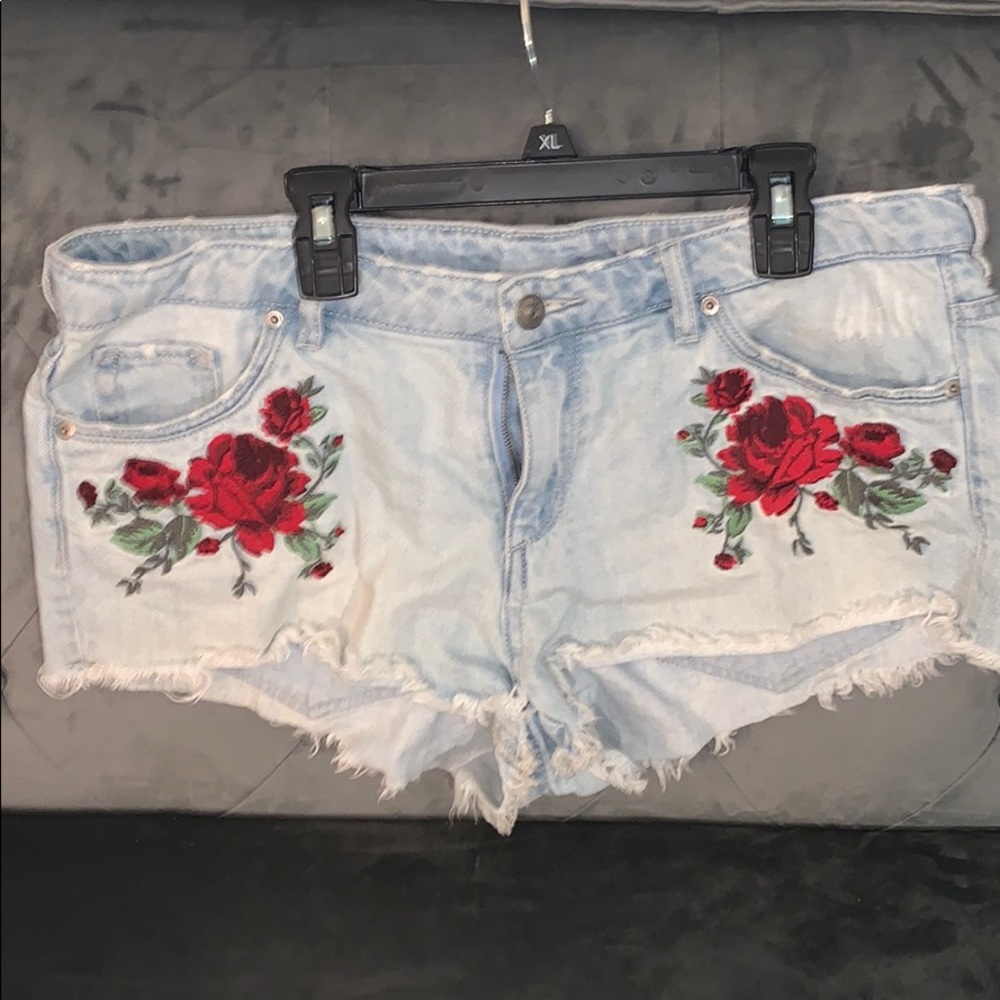 H&M embroidered rose denim shorts